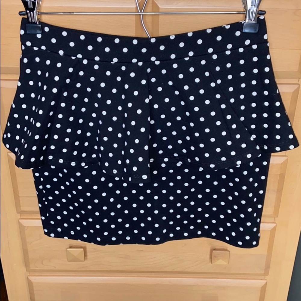 Black&White polka dot Peplum Mini skirt